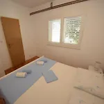 شقة Jakov *