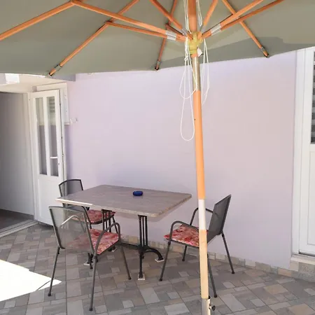 Jakov Apartment *